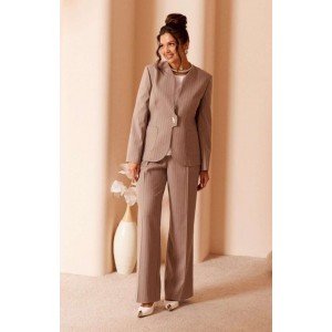 BEAUTIFUL-FREE 6416 полоска капучино Костюм брючный